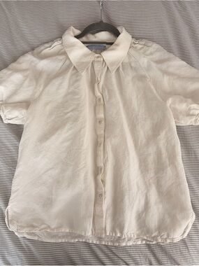 White Short Puffed Sleeve Button-Up Blouse